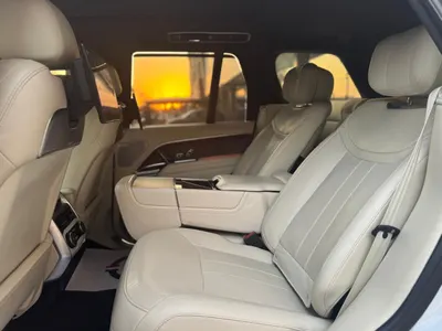 2022 لاند روفر رينج روفر اوتوبيوغرافي