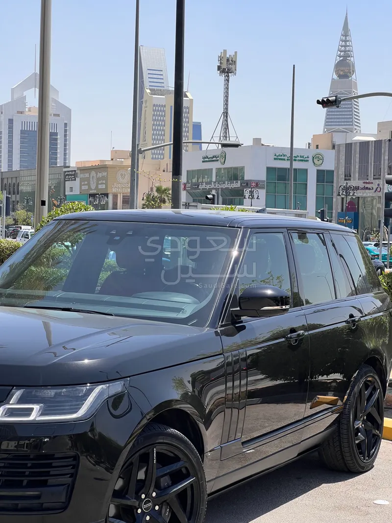 2019 لاند روفر رينج روفر اتش اس اي