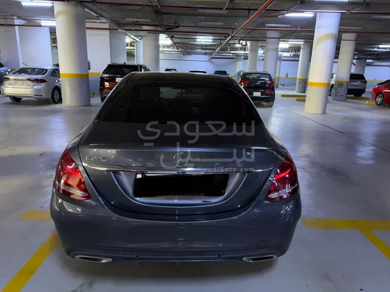 2017 مرسيدس - بنز سي 200 أي إم جي