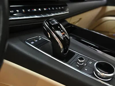 2024 كاديلاك اسكاليد بريميوم