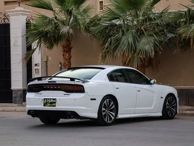 2013 دودج تشارجر اس ار تي