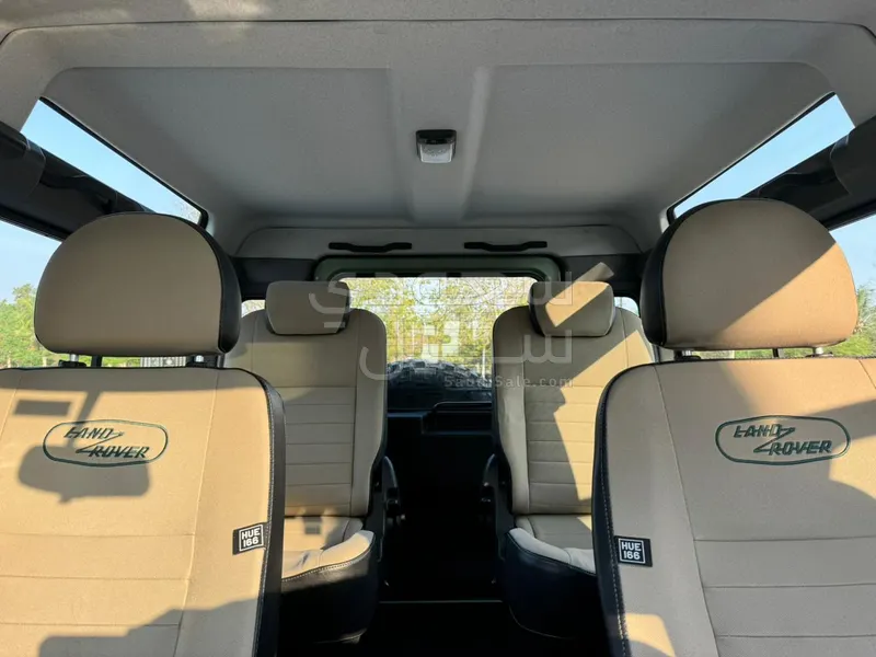2016 لاند روفر ديفيندر