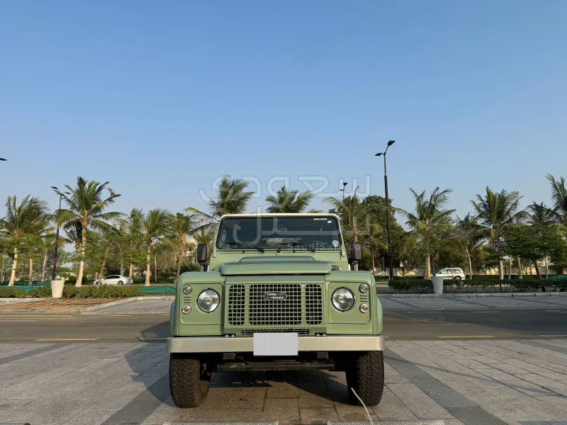 2016 لاند روفر ديفيندر