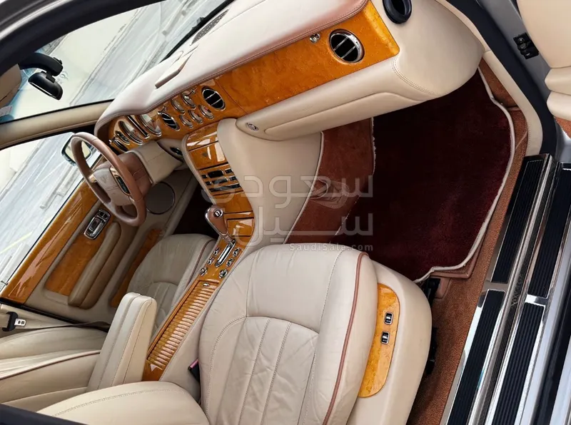 2005 بنتلي ارناج