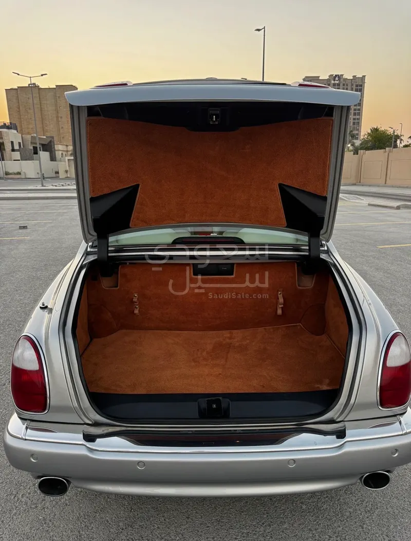 2005 بنتلي ارناج