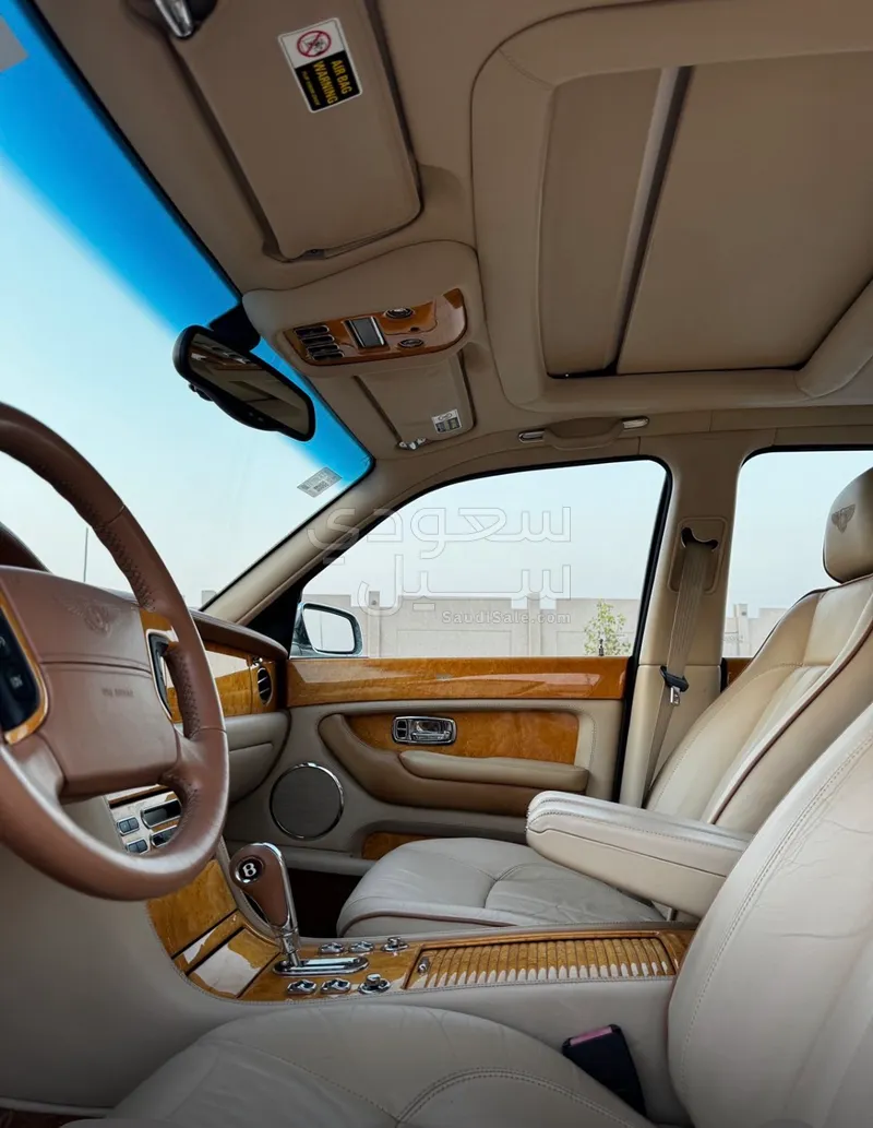 2005 بنتلي ارناج