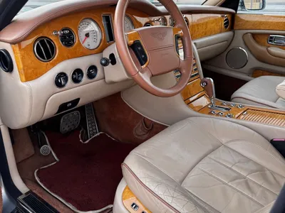 2005 بنتلي ارناج