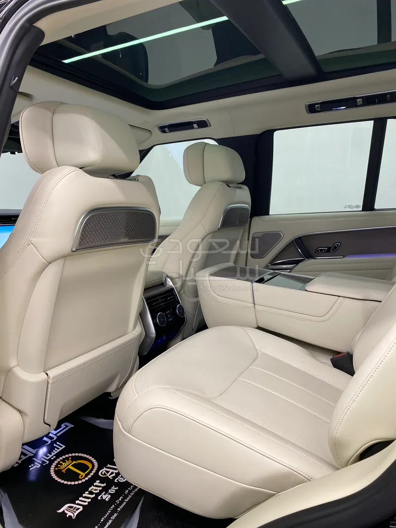 2022 لاند روفر رينج روفر اوتوبيوغرافي