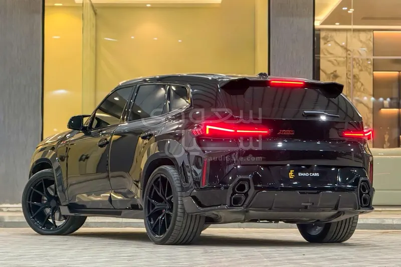 2024 بي ام دبليو اكس ام