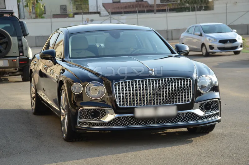 2022 بنتلي كونتيننتل فلاينج سبير دابليو 12