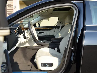 2022 بنتلي كونتيننتل فلاينج سبير دابليو 12