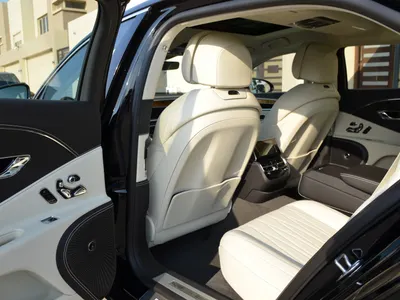 2022 بنتلي كونتيننتل فلاينج سبير دابليو 12