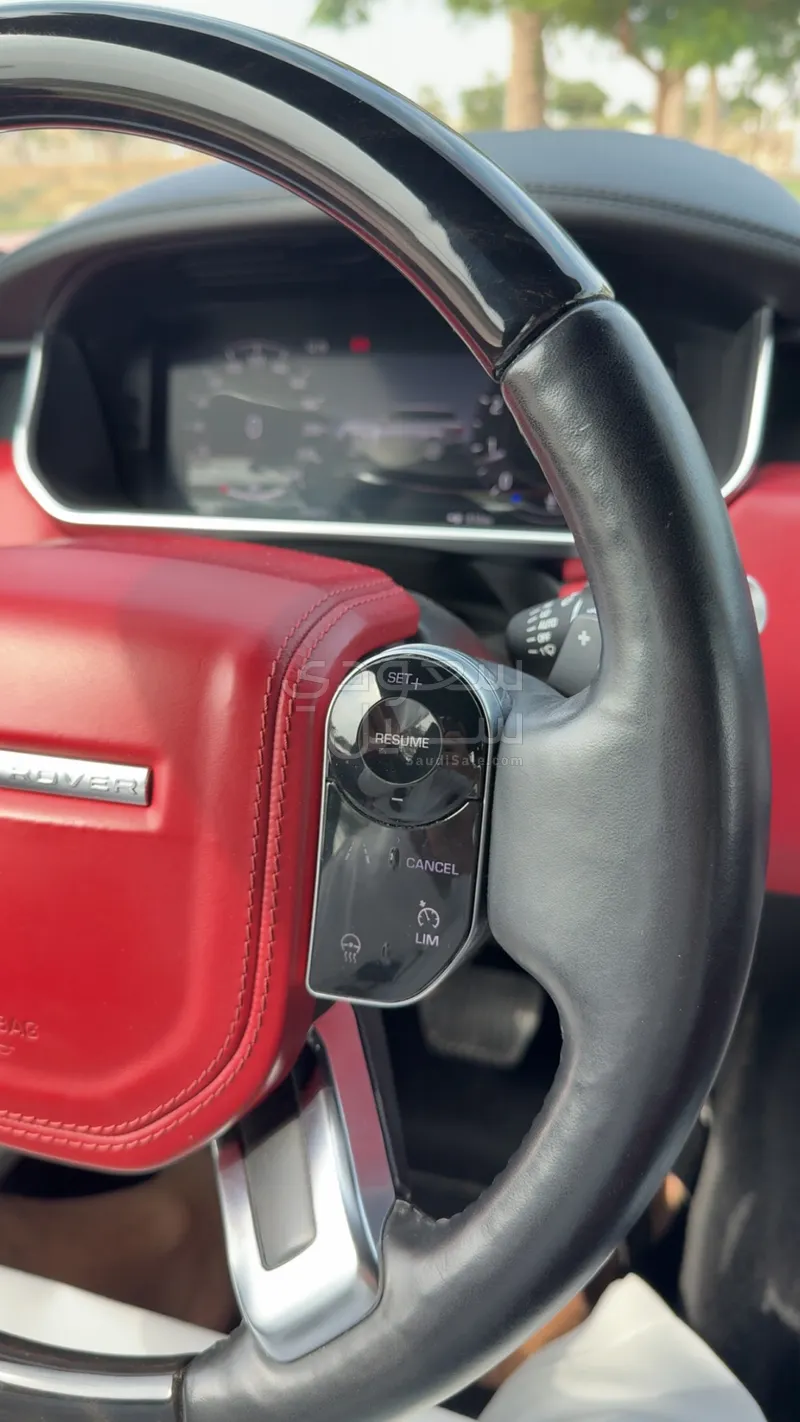 2020 لاند روفر رينج روفر فوج اس اي