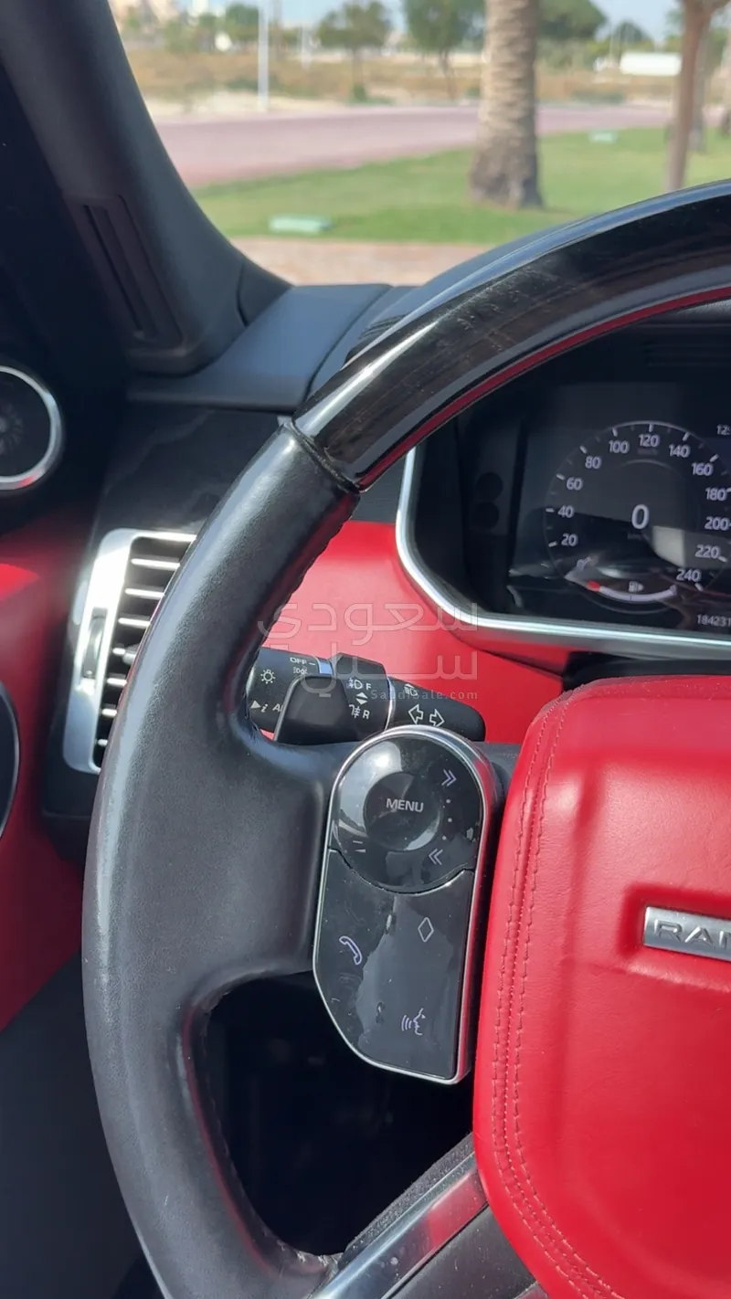 2020 لاند روفر رينج روفر فوج اس اي