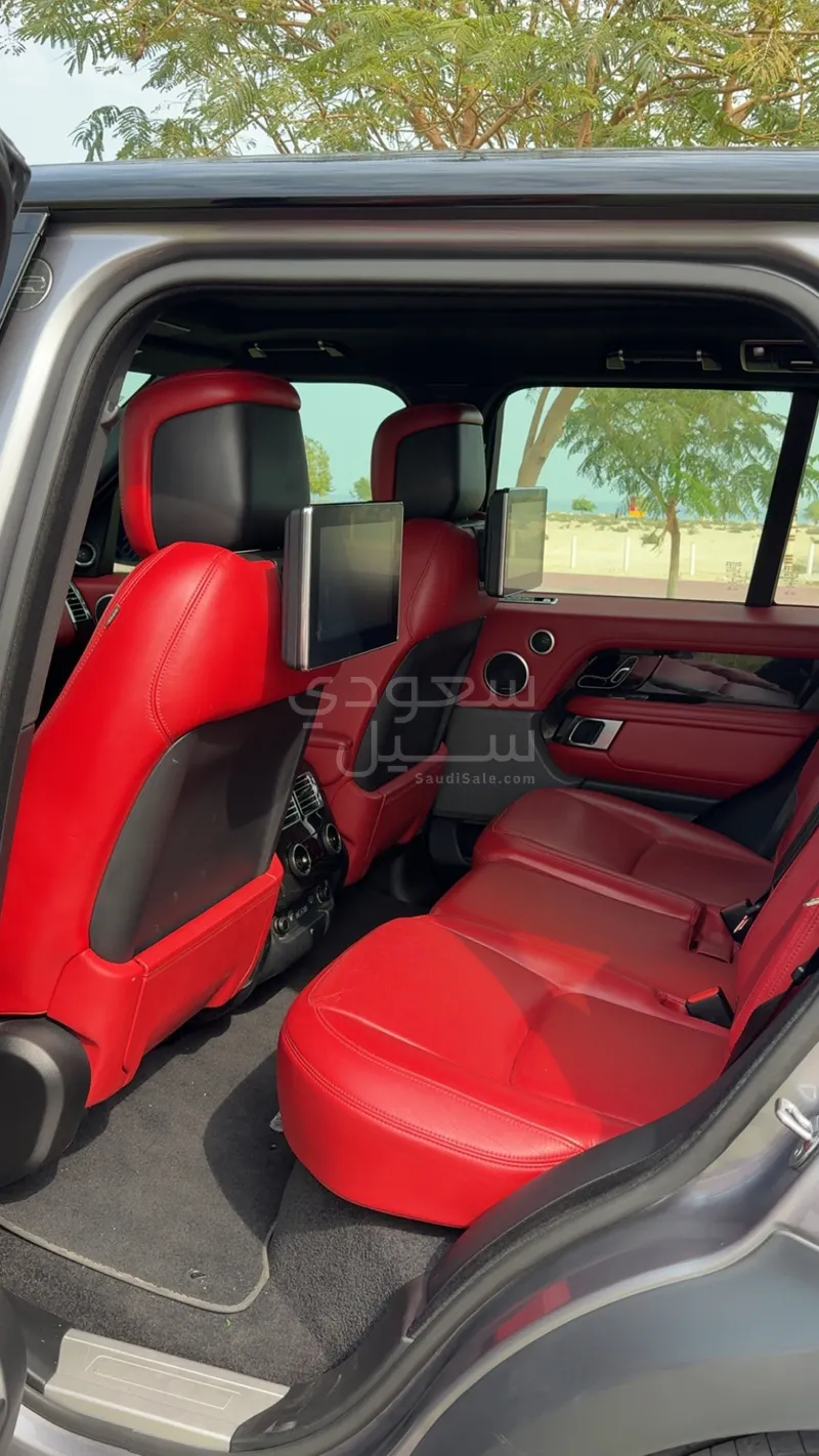 2020 لاند روفر رينج روفر فوج اس اي