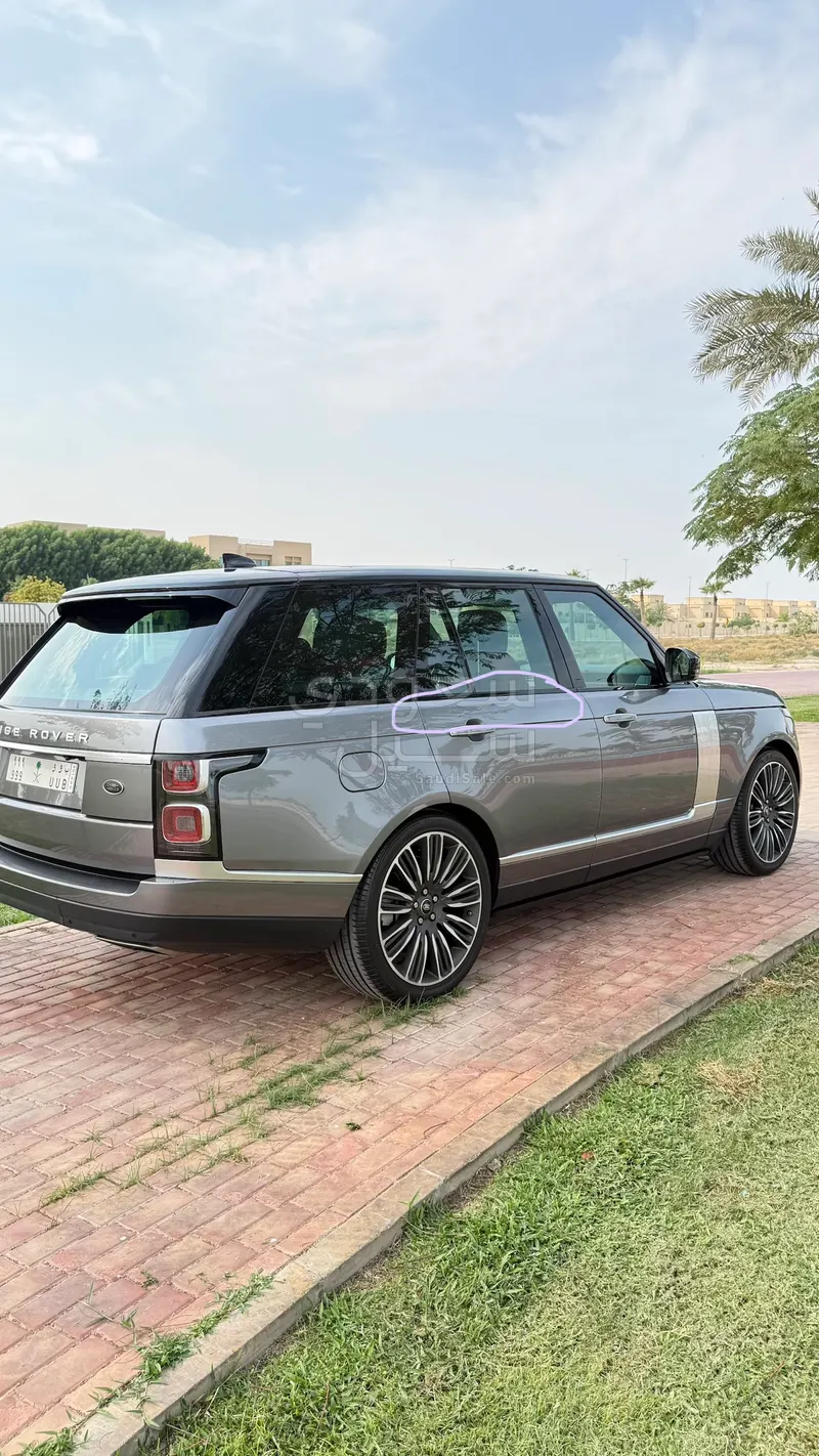 2020 لاند روفر رينج روفر فوج اس اي