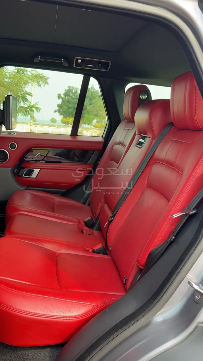 2020 لاند روفر رينج روفر فوج اس اي