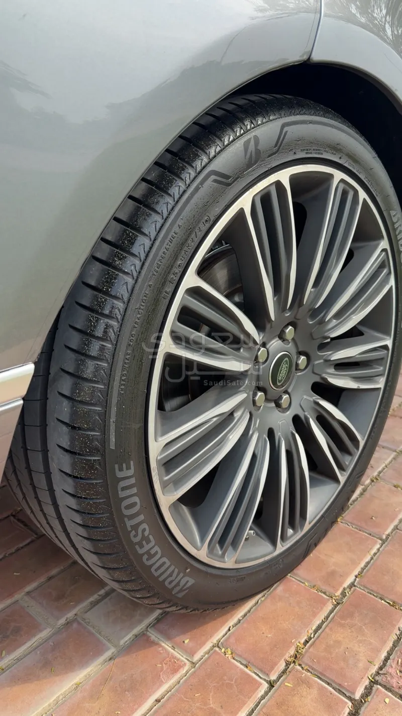 2020 لاند روفر رينج روفر فوج اس اي