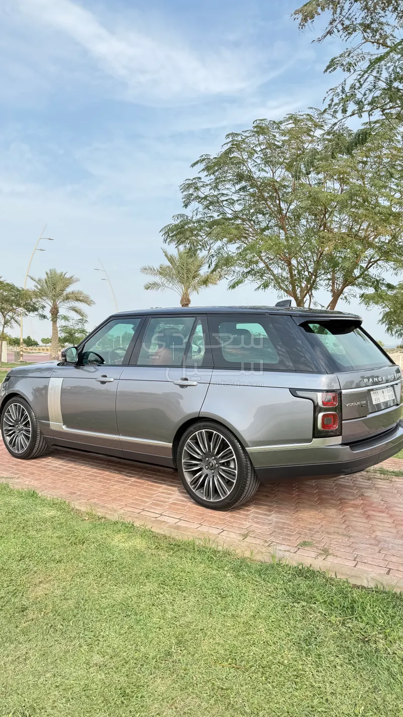 2020 لاند روفر رينج روفر فوج اس اي