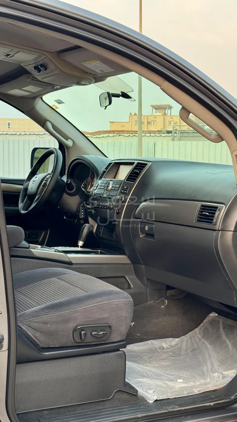 2013 نيسان ارمادا ال اي