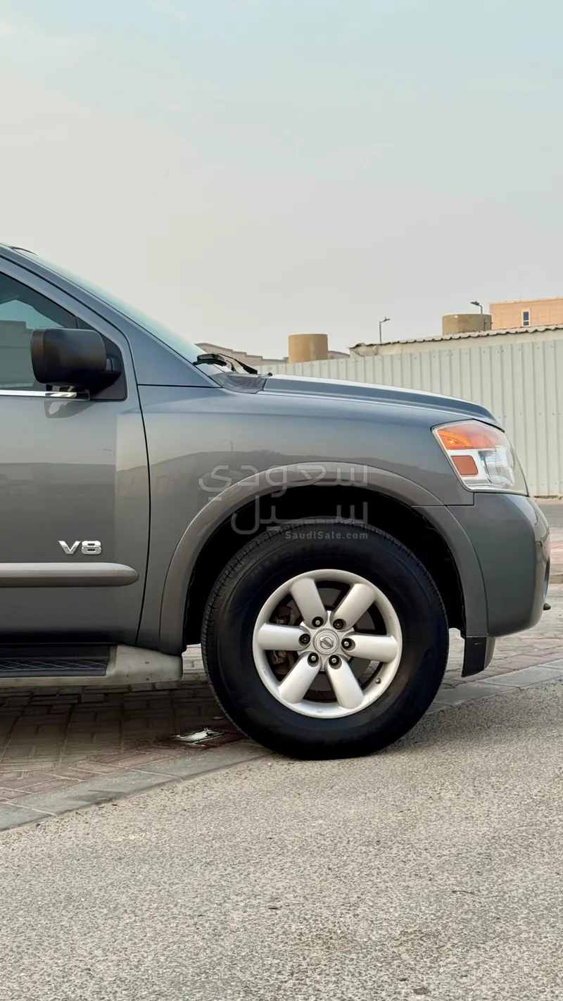 2013 نيسان ارمادا ال اي