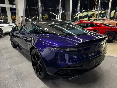 2020 استون مارتن دي بي  اس