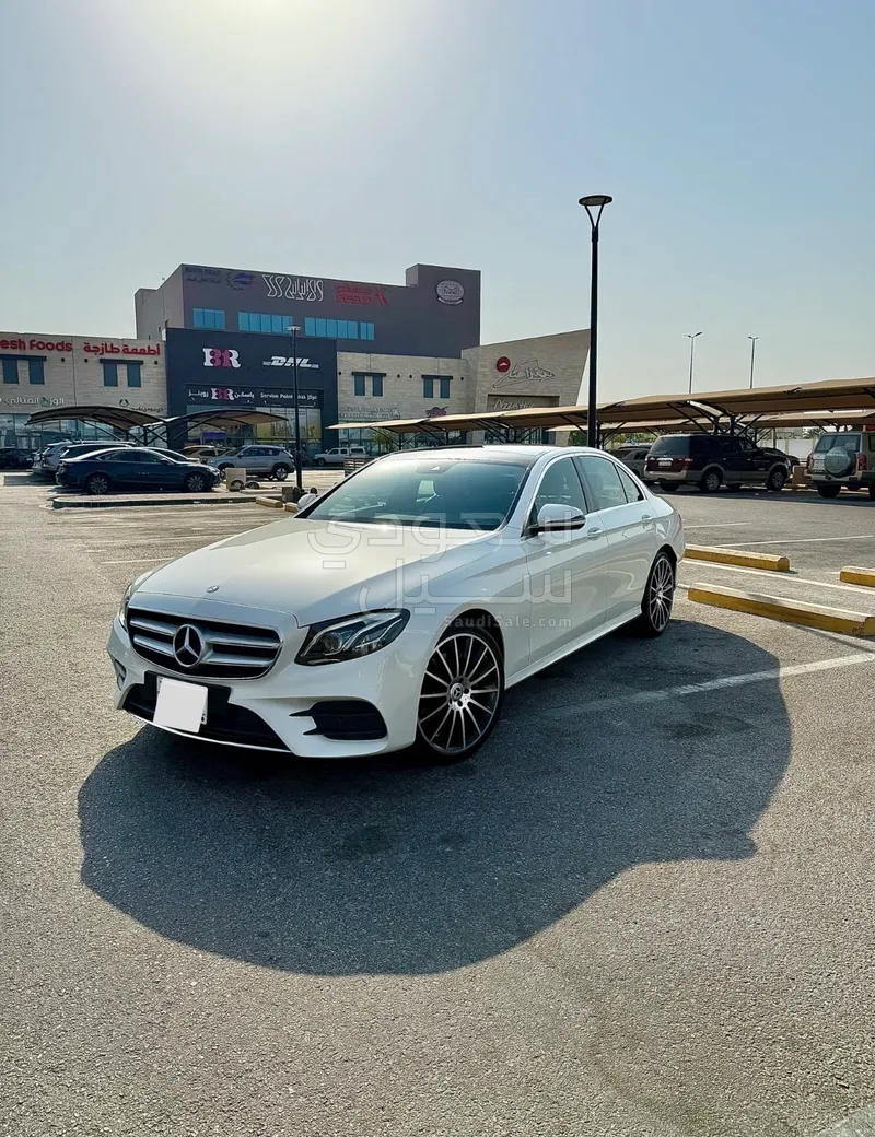2017 مرسيدس - بنز إي 200