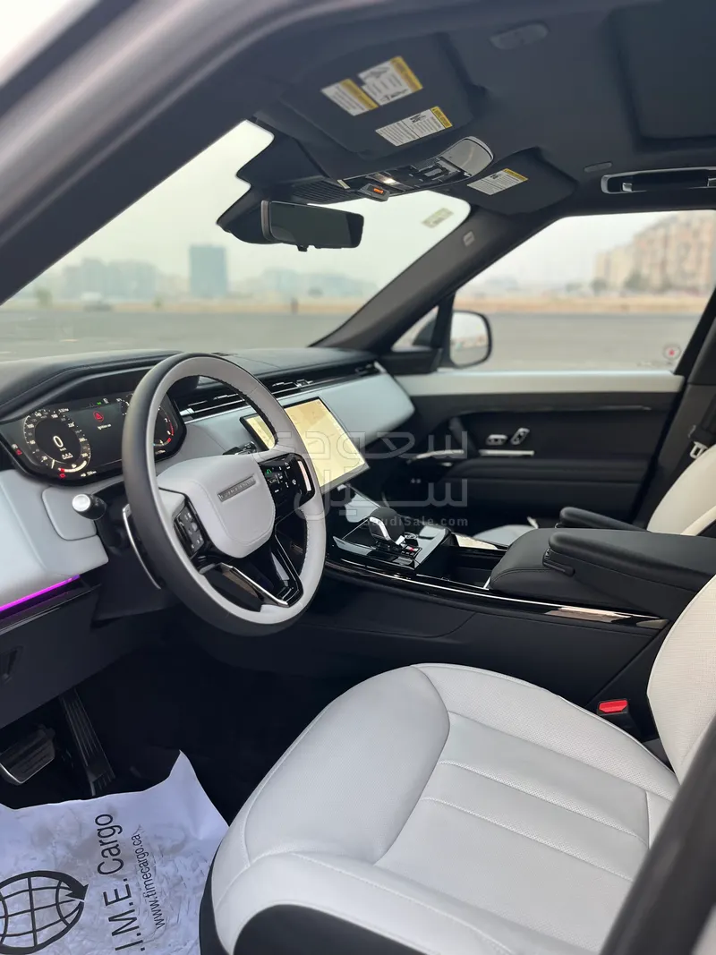 2025 لاند روفر رينج روفر سبورت اس اي ار دايناميك