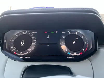 2023 لاند روفر رينج روفر سبورت اس اي