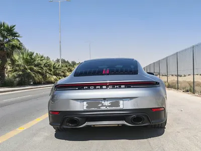 2025 بورش 911 كاريرا