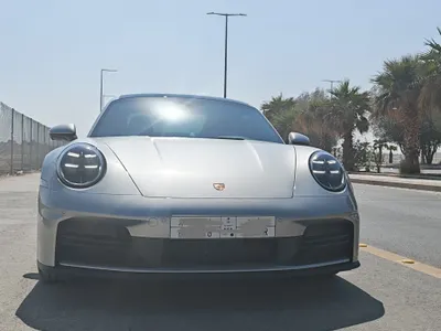 2025 بورش 911 كاريرا