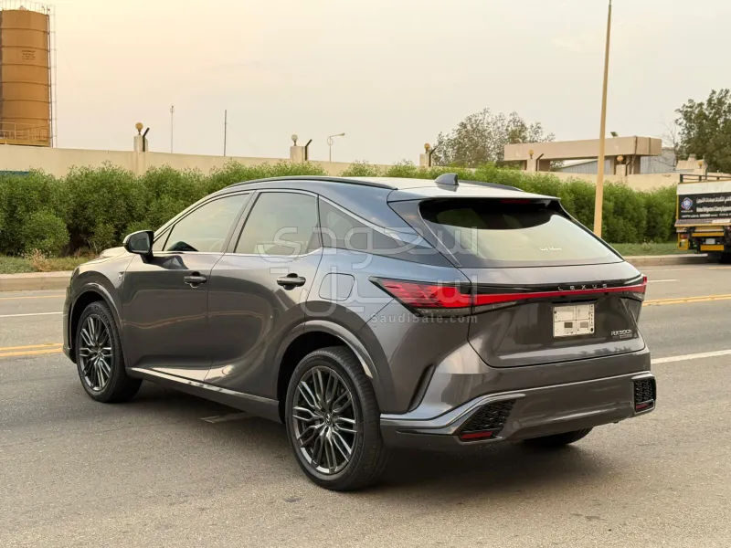 2024 لكزس أر إكس 500إتش