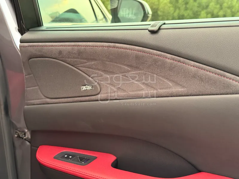 2024 لكزس أر إكس 500إتش