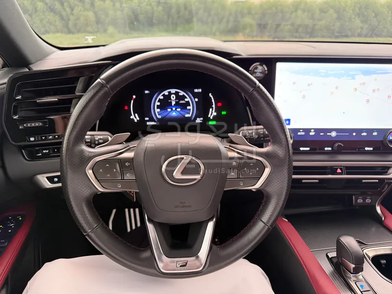 2024 لكزس أر إكس 500إتش