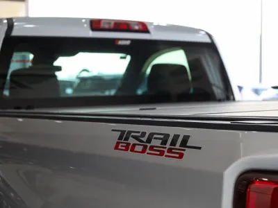 2022 شفروليه سلفرادو زد 71