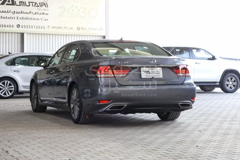 2013 لكزس إل إس 460 إل