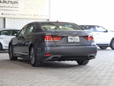 2013 لكزس إل إس 460 إل