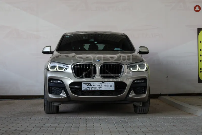 2020 بي ام دبليو الفئة اكس 4