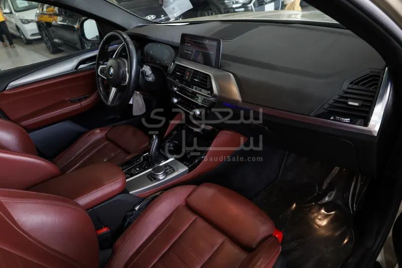 2020 بي ام دبليو الفئة اكس 4