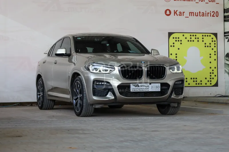 2020 بي ام دبليو الفئة اكس 4