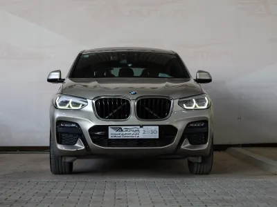 2020 بي ام دبليو الفئة اكس 4