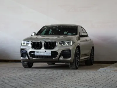 2020 بي ام دبليو الفئة اكس 4