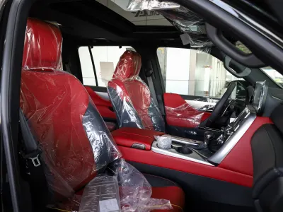 2025 لكزس إل إكس 600 إف