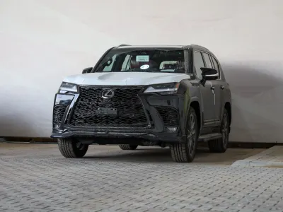 2025 لكزس إل إكس 600 إف