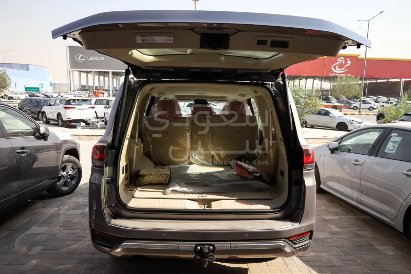 2026 تويوتا لاند كروزر جي اكس ار