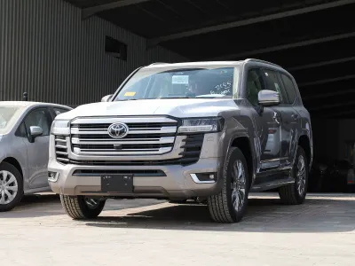 2026 تويوتا لاند كروزر جي اكس ار