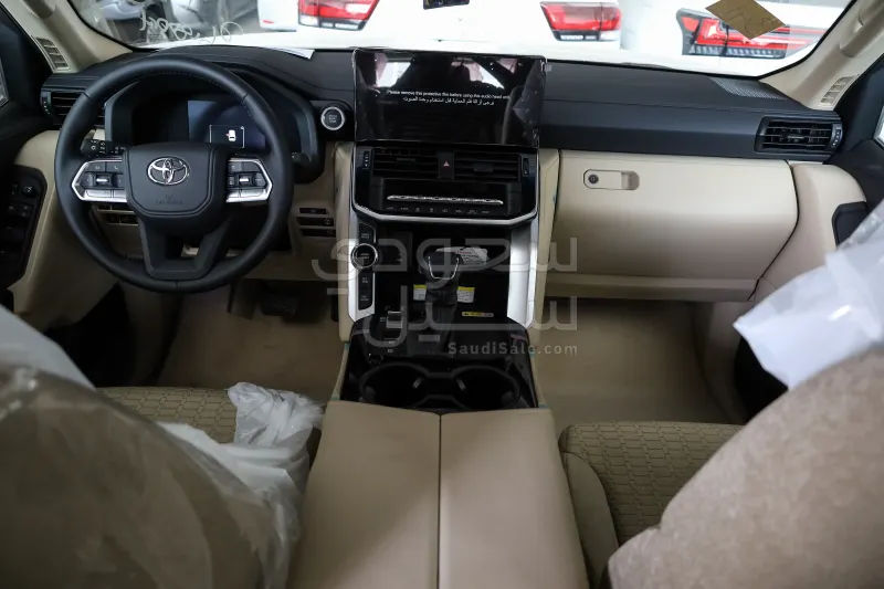 2026 تويوتا لاند كروزر جي اكس ار