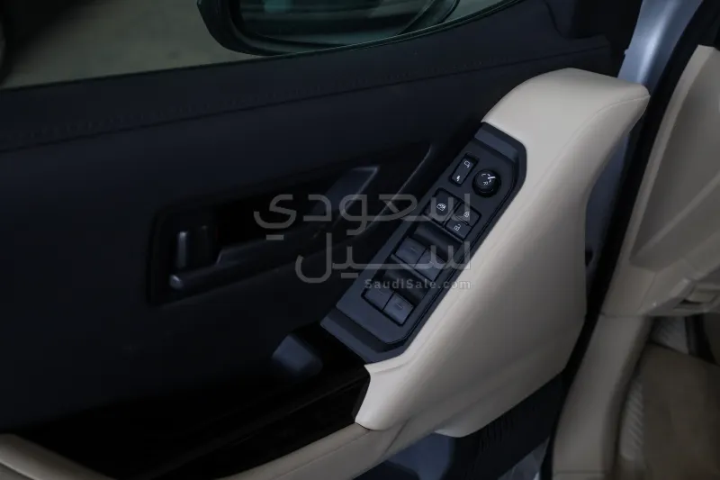 2026 تويوتا لاند كروزر جي اكس ار