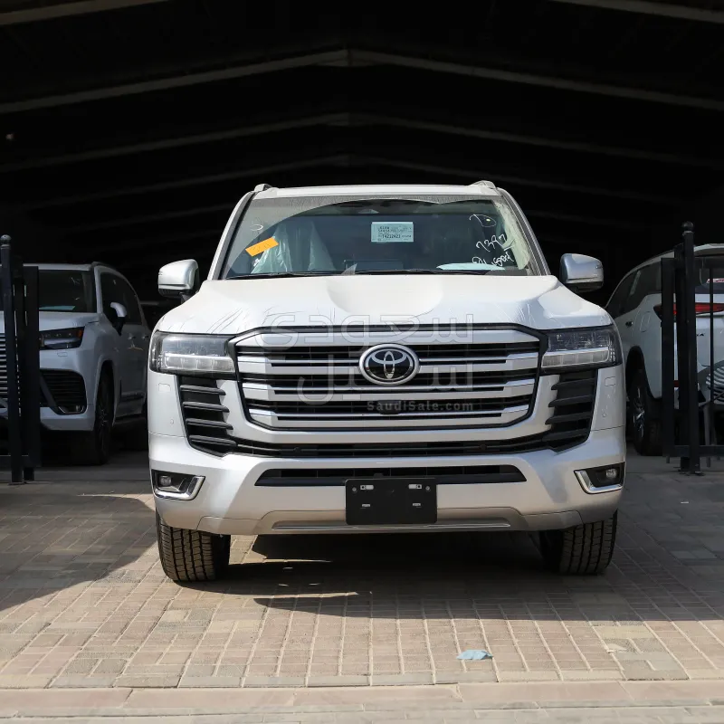 2026 تويوتا لاند كروزر جي اكس ار