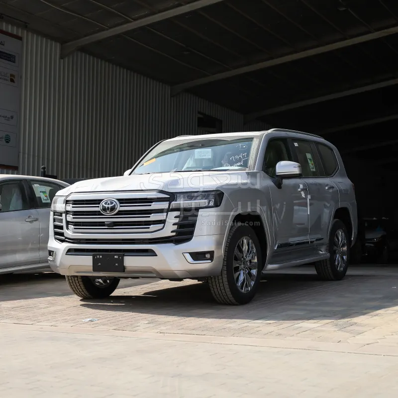 2026 تويوتا لاند كروزر جي اكس ار